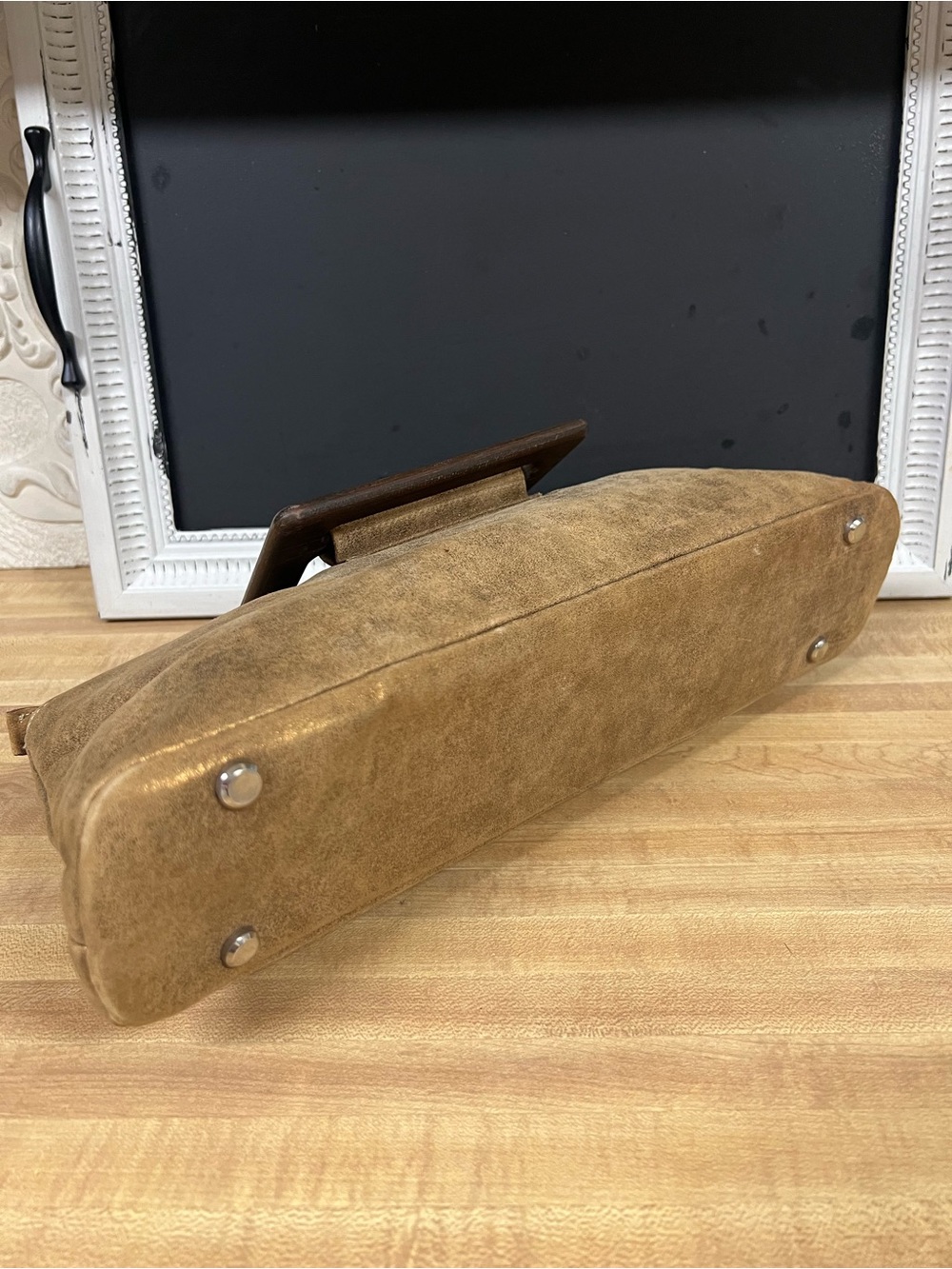 Couture Donald J Pliner Vintage Gold Leather Clutch with Wooden Handle - Picture 4 of 6